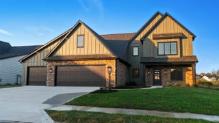 516 Grantham Passage, Fort Wayne, IN 46845