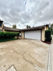 2618 N Tustin F/36, Santa Ana, CA 92705