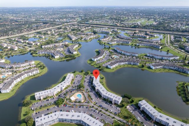 4036 Cornwall B 4036, Boca Raton, FL 33434