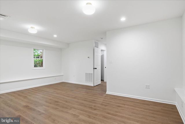 140 WOODLAND DR, Lansdale, PA 19446