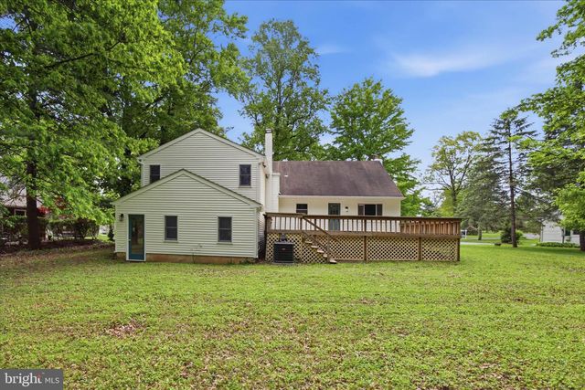 140 WOODLAND DR, Lansdale, PA 19446