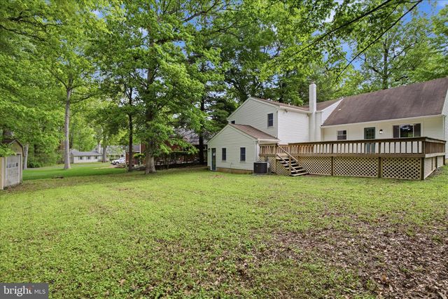 140 WOODLAND DR, Lansdale, PA 19446
