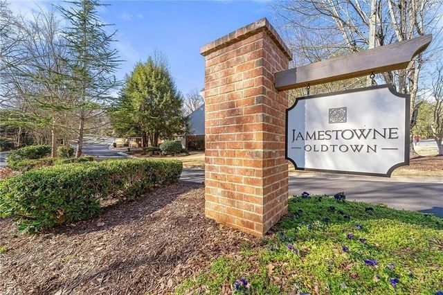 2270 Newport Landing, Alpharetta, GA 30009