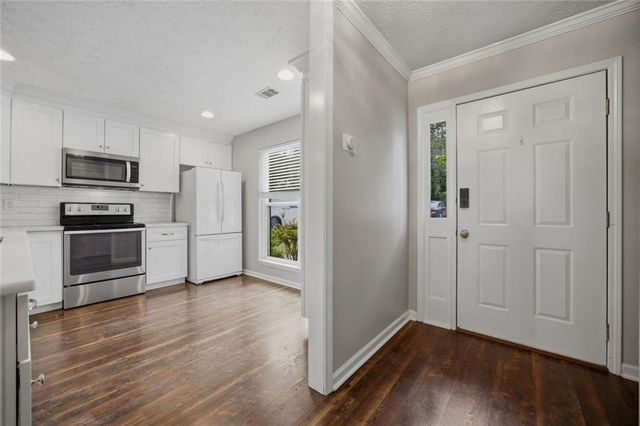 2270 Newport Landing, Alpharetta, GA 30009