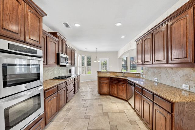 4809 Sam Bass Court, Fort Worth, TX 76244