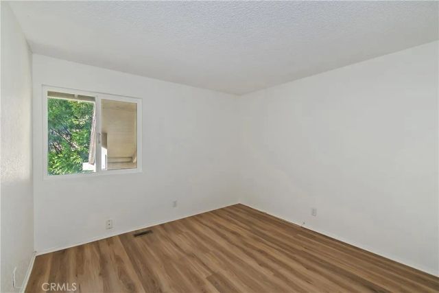 142 Rockledge Lane, Lake Arrowhead, CA 92352