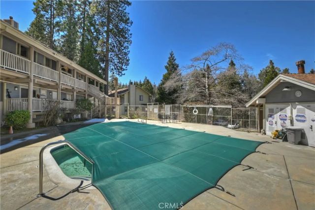 142 Rockledge Lane, Lake Arrowhead, CA 92352