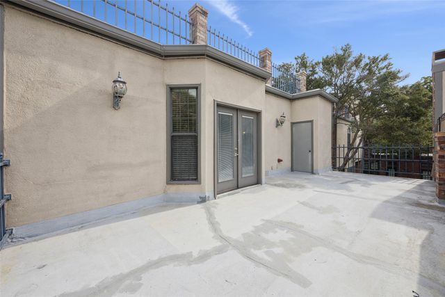 4511 Gilbert Avenue 103, Dallas, TX 75219