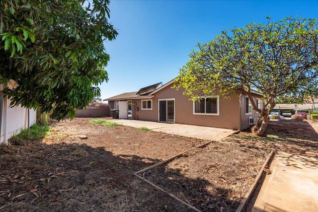 460 Kinaole Cir, Kihei, HI 96753