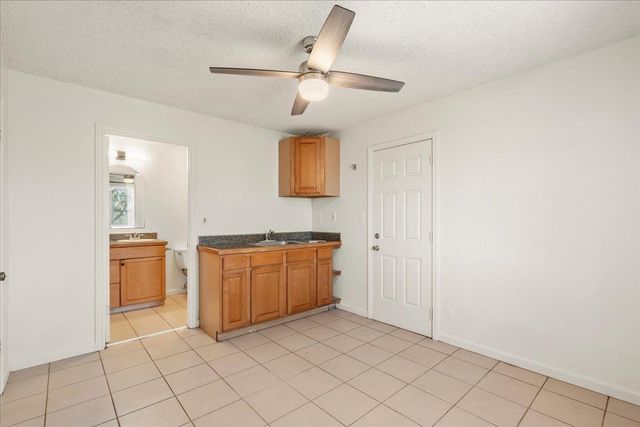 460 Kinaole Cir, Kihei, HI 96753