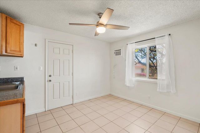 460 Kinaole Cir, Kihei, HI 96753