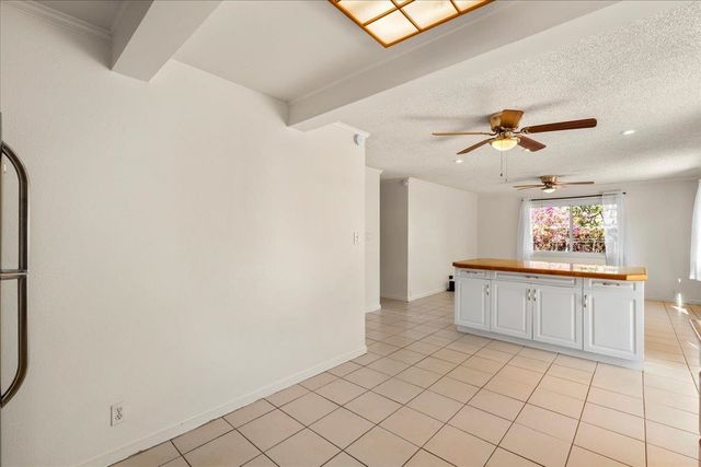 460 Kinaole Cir, Kihei, HI 96753