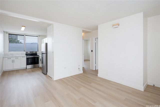 98-114 Lipoa Place 304, Aiea, HI 96701