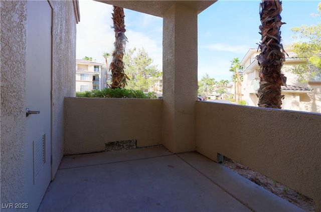 7167 South Durango Drive 105, Las Vegas, NV 89113