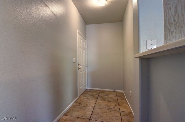 7167 South Durango Drive 105, Las Vegas, NV 89113