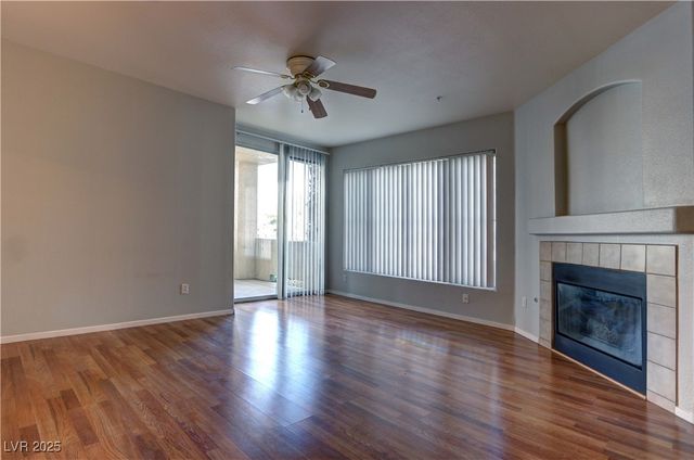 7167 South Durango Drive 105, Las Vegas, NV 89113