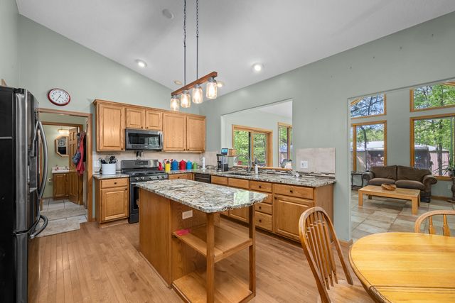 625 S Utah Avenue, Davenport, IA 52802