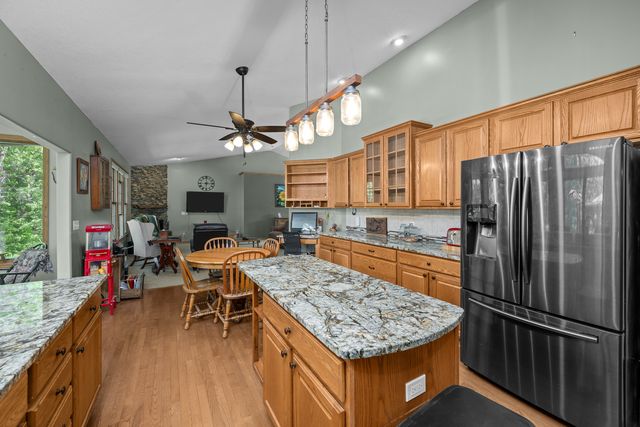 625 S Utah Avenue, Davenport, IA 52802