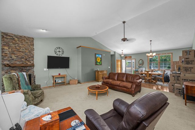 625 S Utah Avenue, Davenport, IA 52802