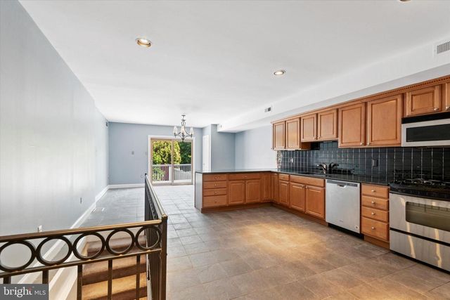 273 DELMAR ST, Philadelphia, PA 19128