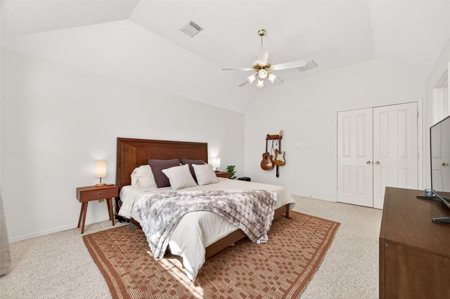 22 Winter Wheat Place, The Woodlands, TX 77381