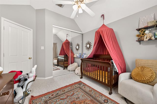 22 Winter Wheat Place, The Woodlands, TX 77381