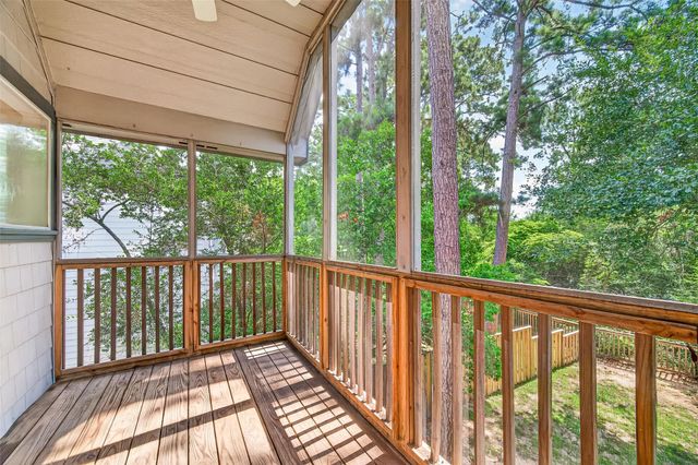 22 Winter Wheat Place, The Woodlands, TX 77381