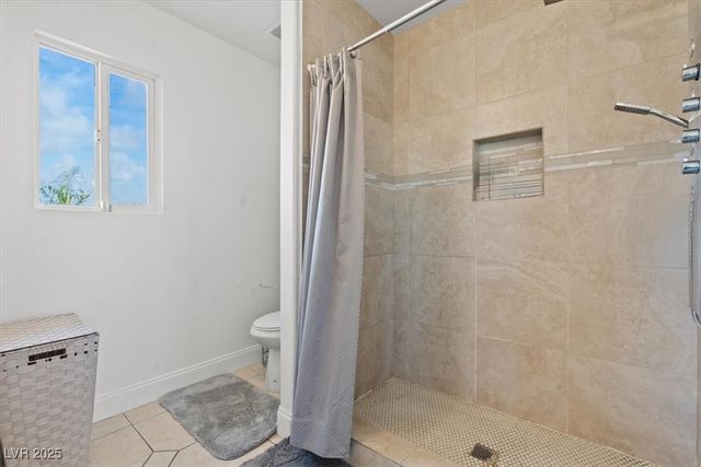 2639 Regency Cove Court, Las Vegas, NV 89121