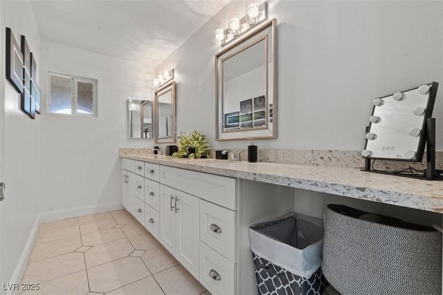 2639 Regency Cove Court, Las Vegas, NV 89121