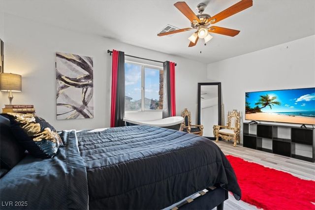 2639 Regency Cove Court, Las Vegas, NV 89121