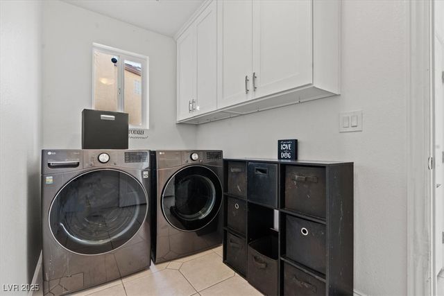 2639 Regency Cove Court, Las Vegas, NV 89121