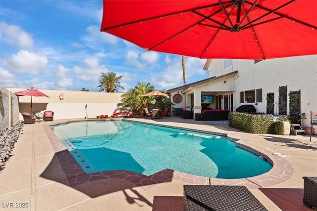 2639 Regency Cove Court, Las Vegas, NV 89121