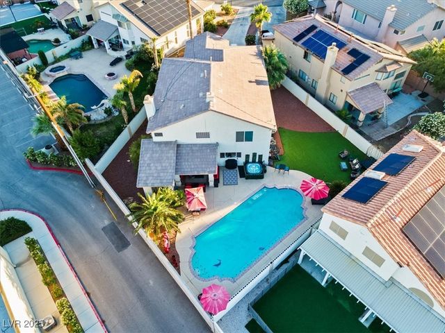 2639 Regency Cove Court, Las Vegas, NV 89121