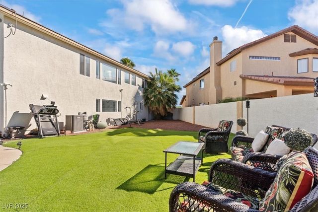 2639 Regency Cove Court, Las Vegas, NV 89121