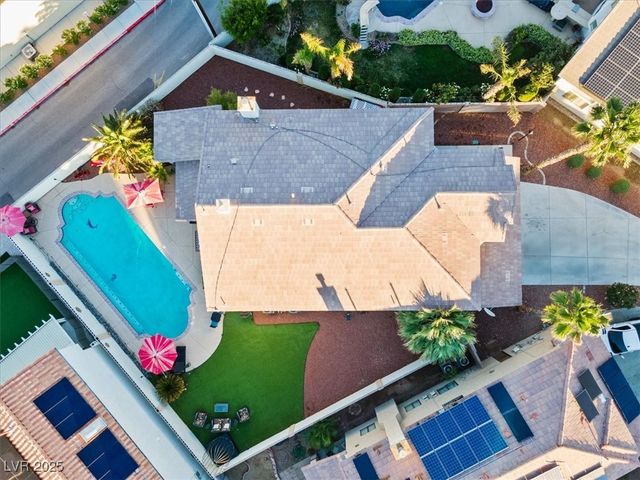 2639 Regency Cove Court, Las Vegas, NV 89121