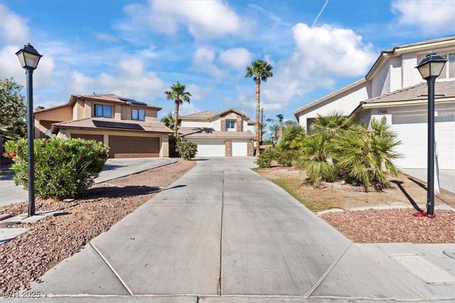 2639 Regency Cove Court, Las Vegas, NV 89121
