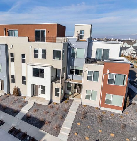 5438 W CARDINAL RD, South Jordan, UT 84009