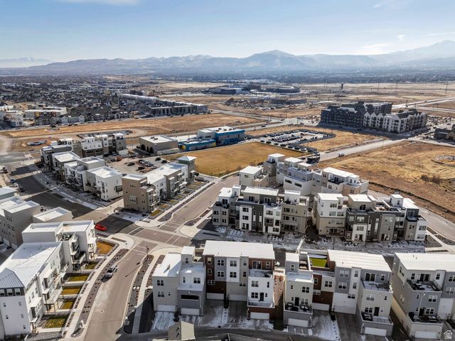 5438 W CARDINAL RD, South Jordan, UT 84009