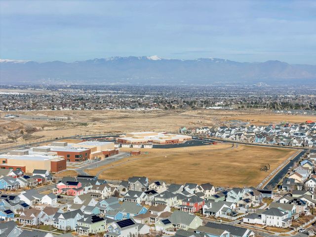 5438 W CARDINAL RD, South Jordan, UT 84009