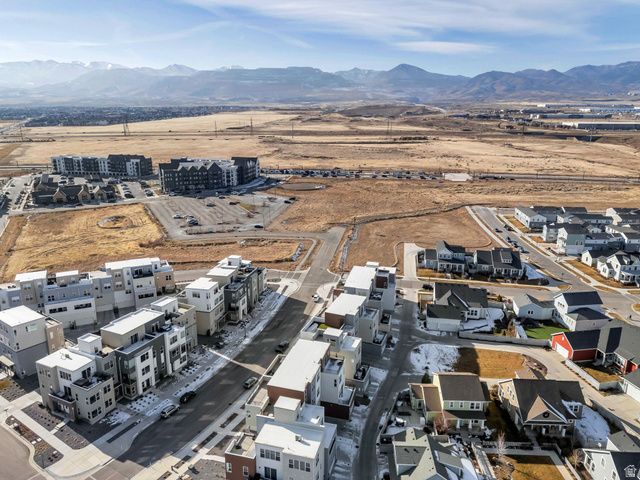 5438 W CARDINAL RD, South Jordan, UT 84009