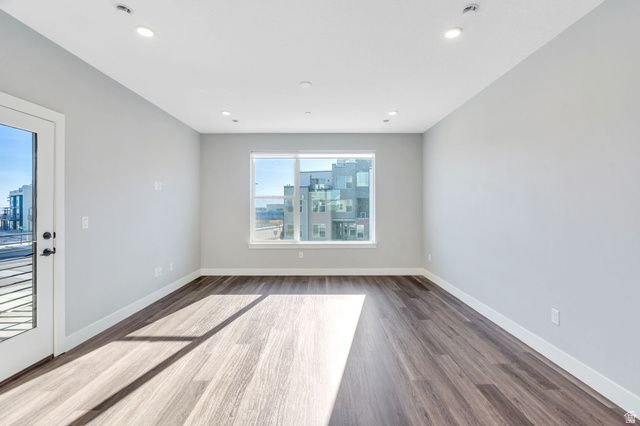 5438 W CARDINAL RD, South Jordan, UT 84009