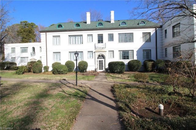 1700 B7 Elm Street, Greensboro, NC 27408