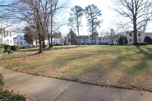 1700 B7 Elm Street, Greensboro, NC 27408