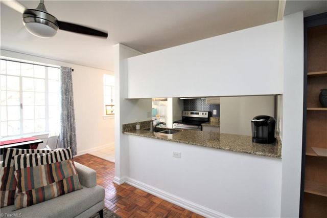 1700 B7 Elm Street, Greensboro, NC 27408