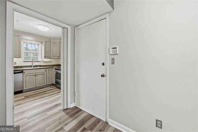 5506 Kingsport Drive, Atlanta, GA 30342