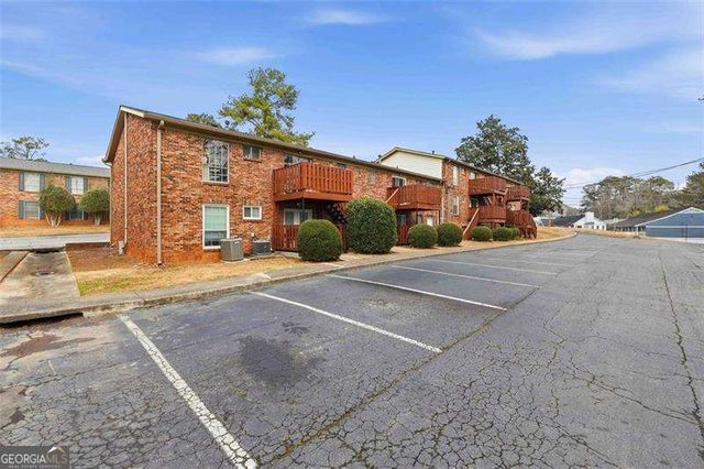 5506 Kingsport Drive, Atlanta, GA 30342