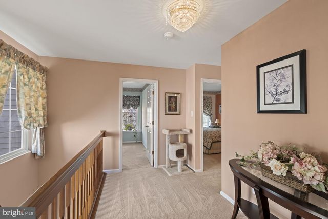 60 SMOKEY RUN DR, Berlin, NJ 08009