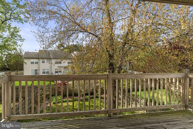 60 SMOKEY RUN DR, Berlin, NJ 08009