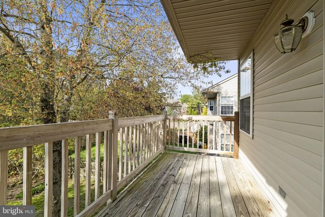 60 SMOKEY RUN DR, Berlin, NJ 08009