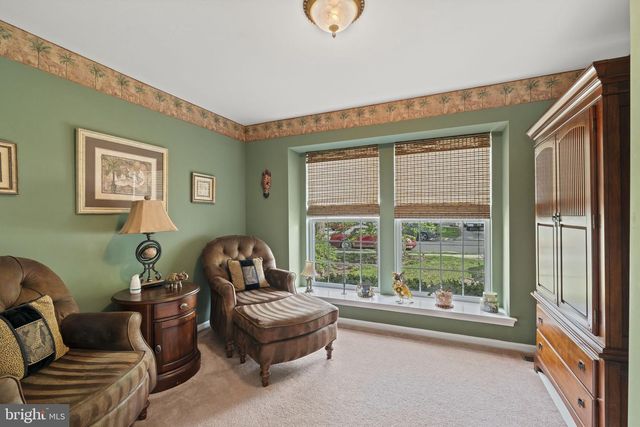 60 SMOKEY RUN DR, Berlin, NJ 08009